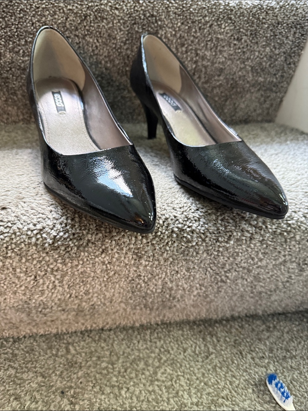 Ecco black patent leather 3” heels size 41